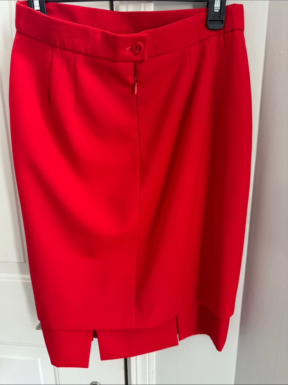Escada Margaretha Ley red skert size 8 like new - Picture 3 of 7